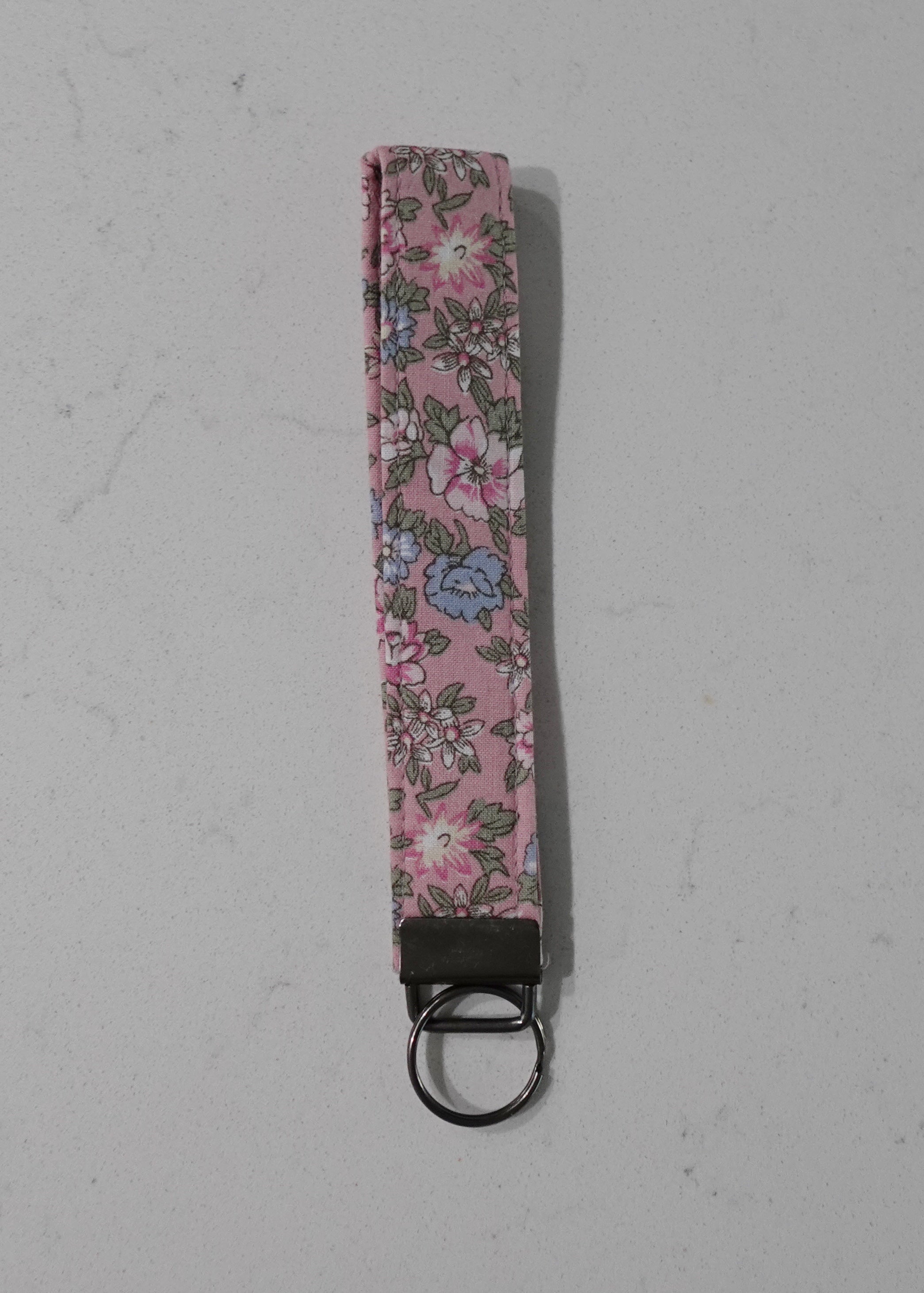 Fabric wristlet keychain