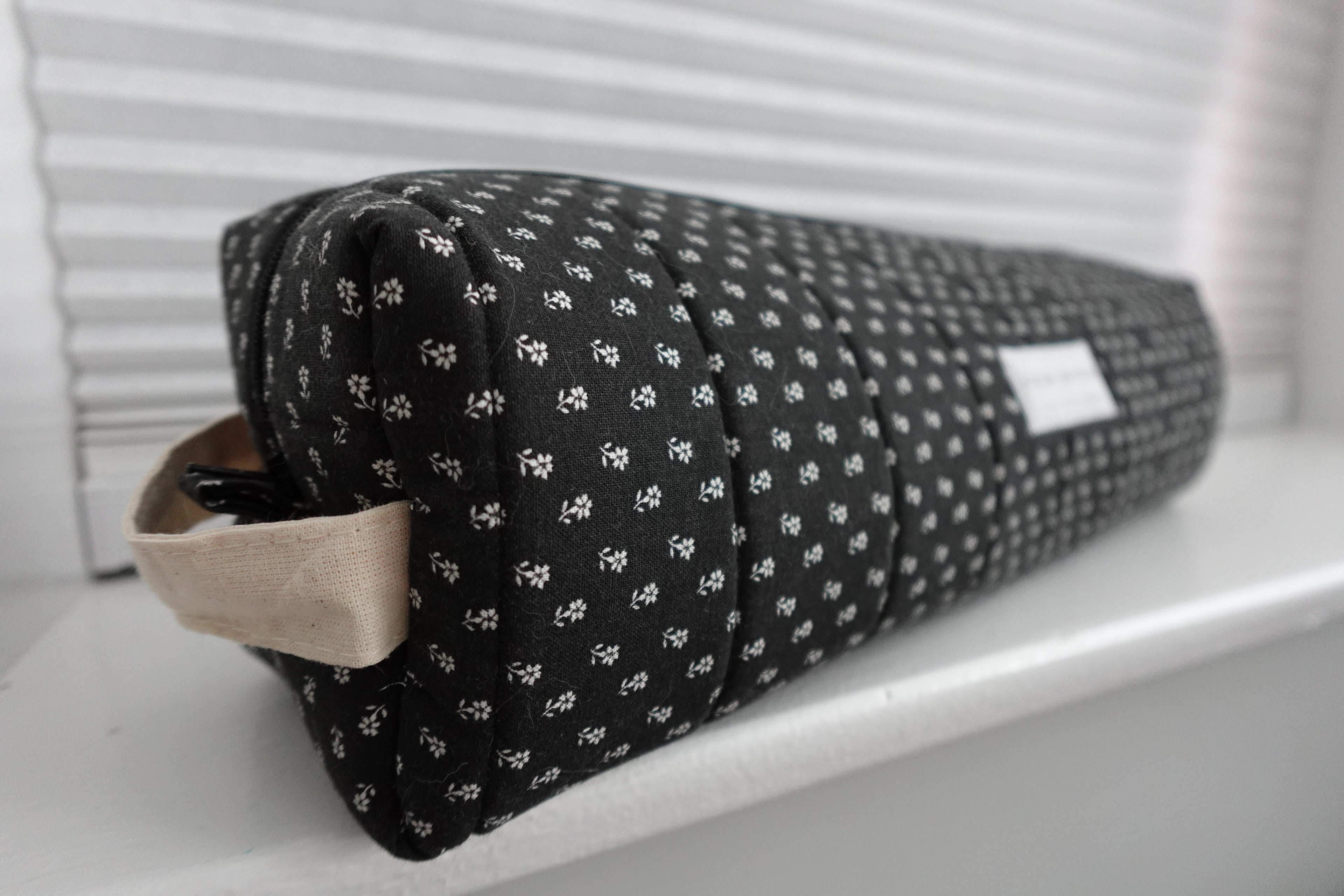 Quilted hot tool travel bag