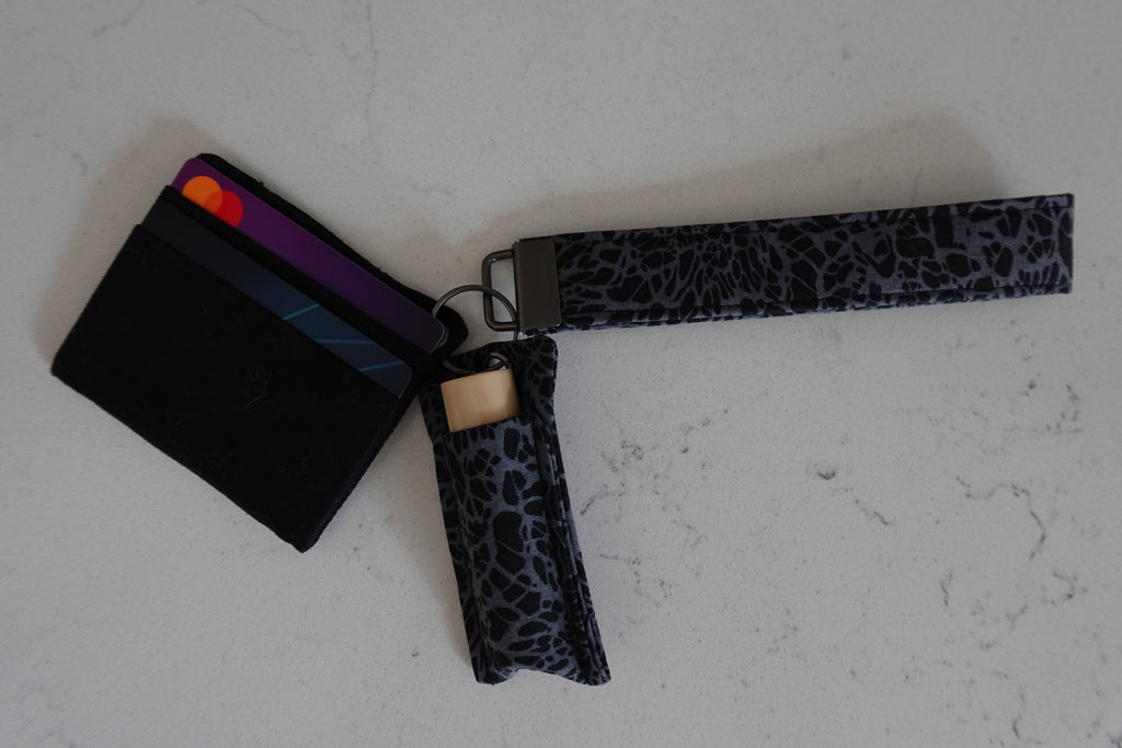 Fabric wristlet keychain