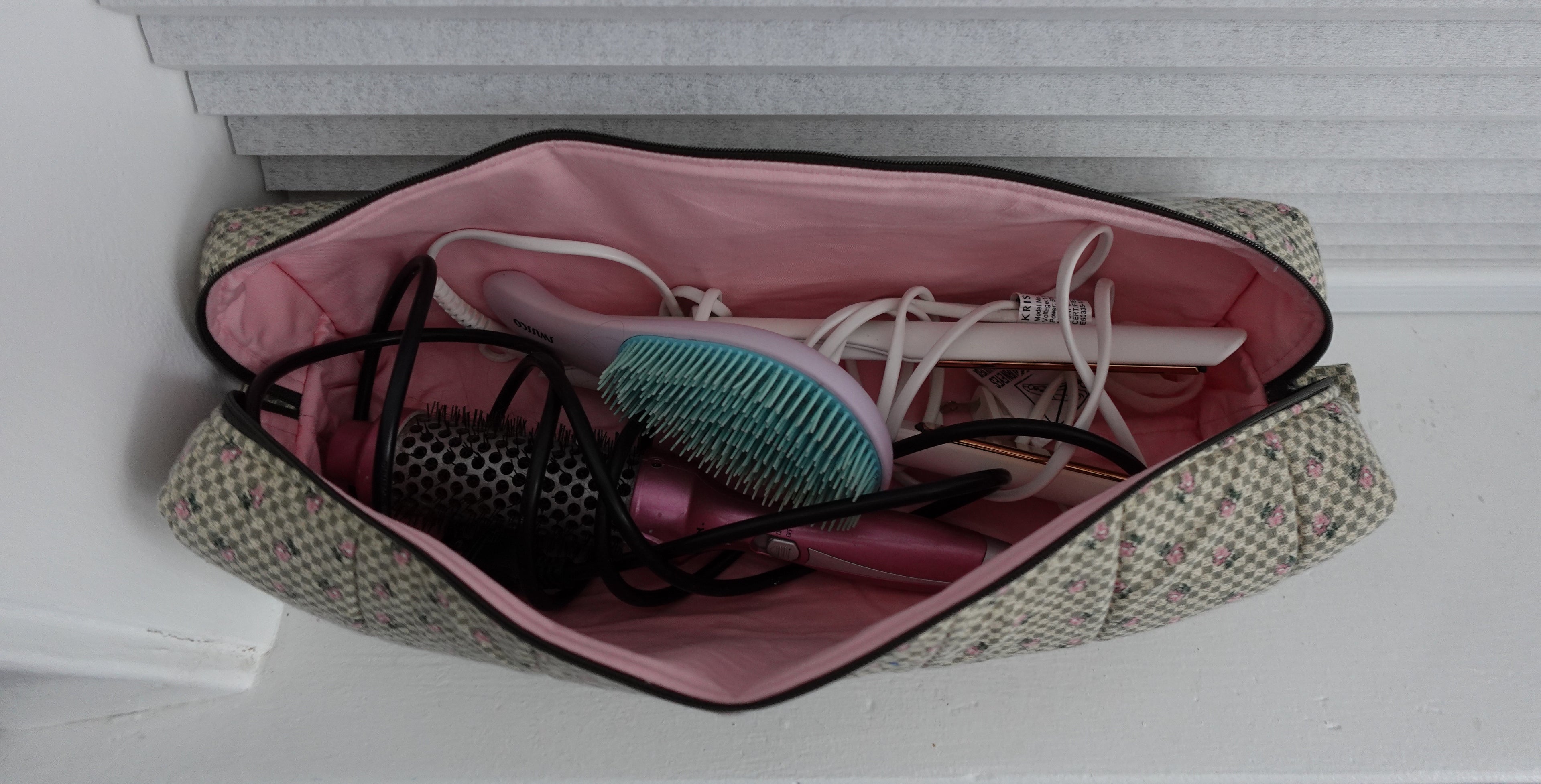Quilted hot tool travel bag