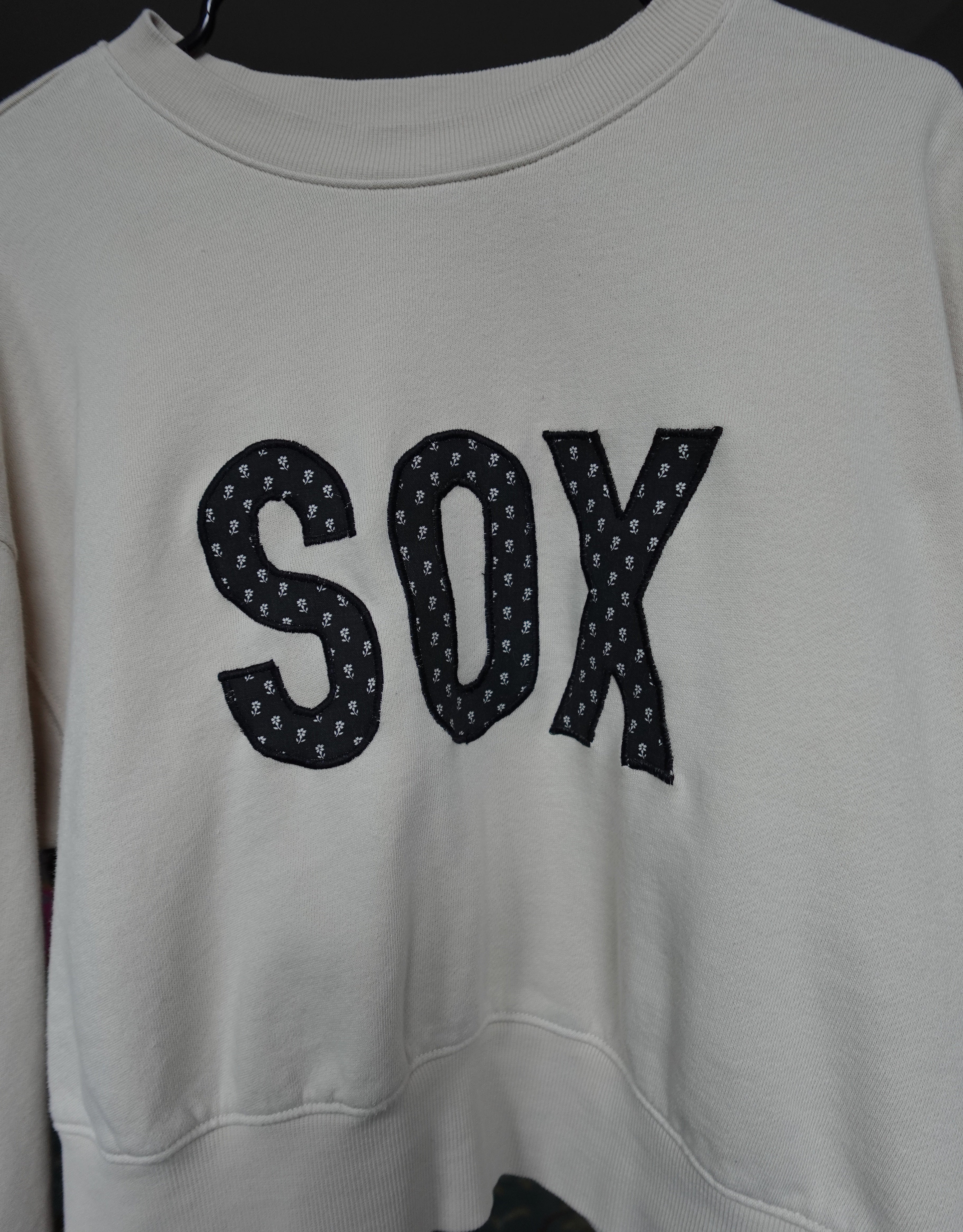 Chicago white sox applique crew neck
