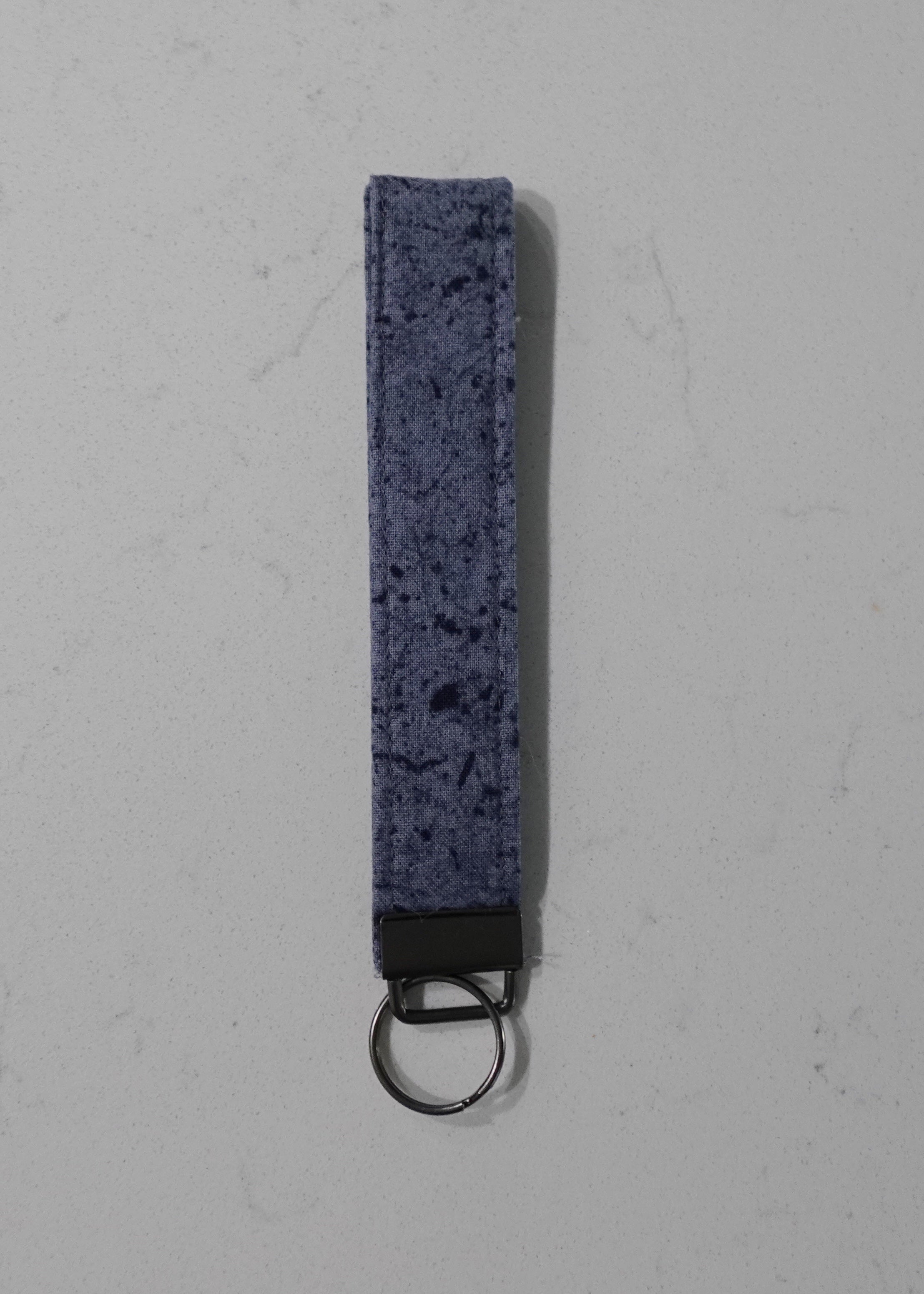 Fabric wristlet keychain