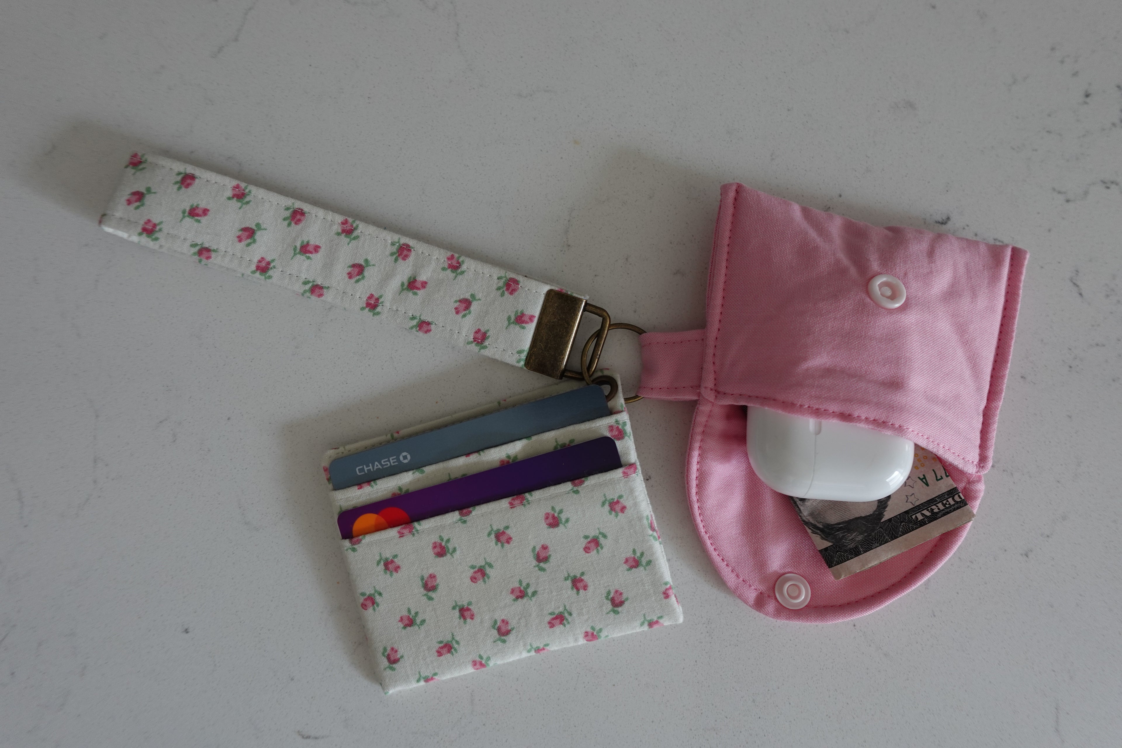 Fabric wristlet keychain