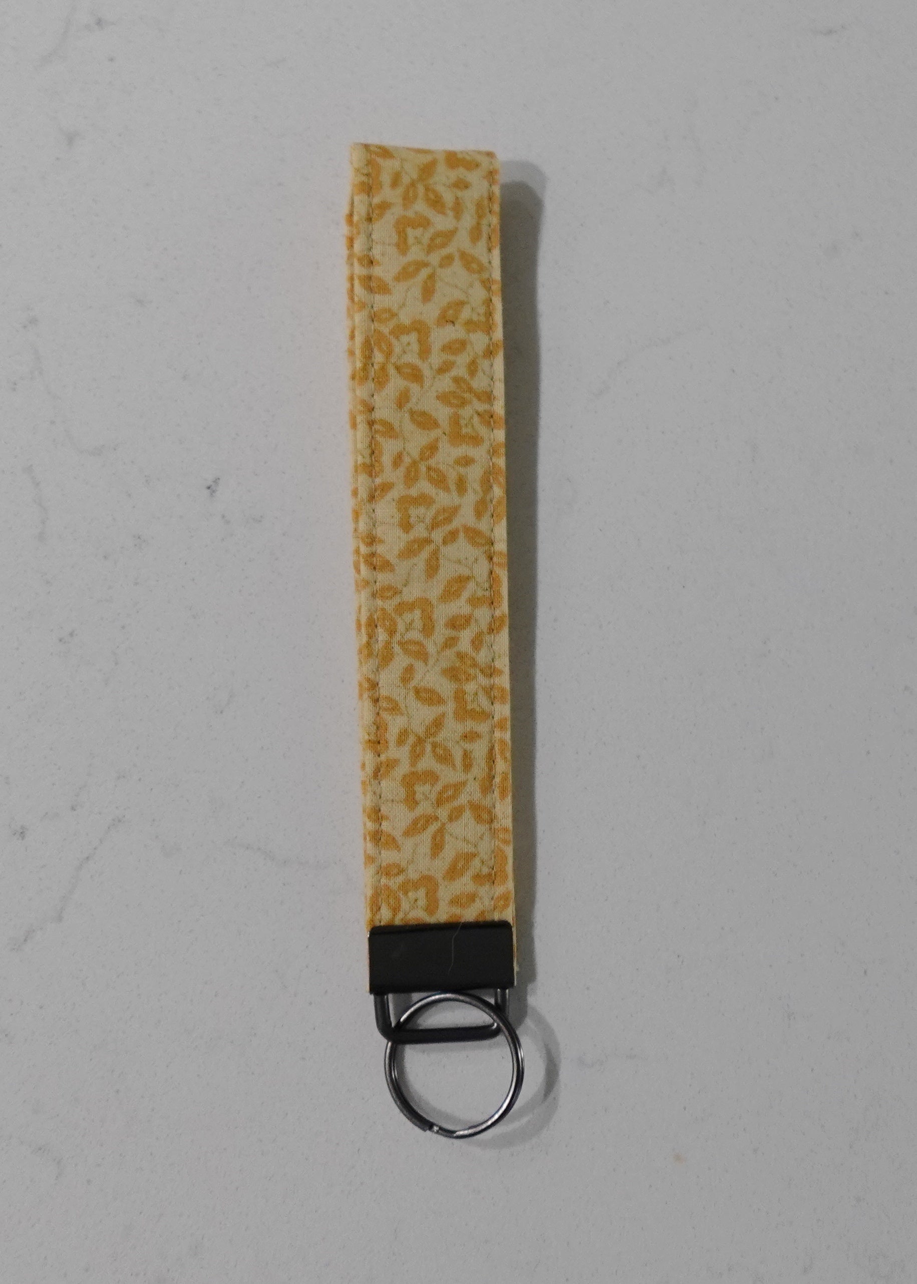 Fabric wristlet keychain