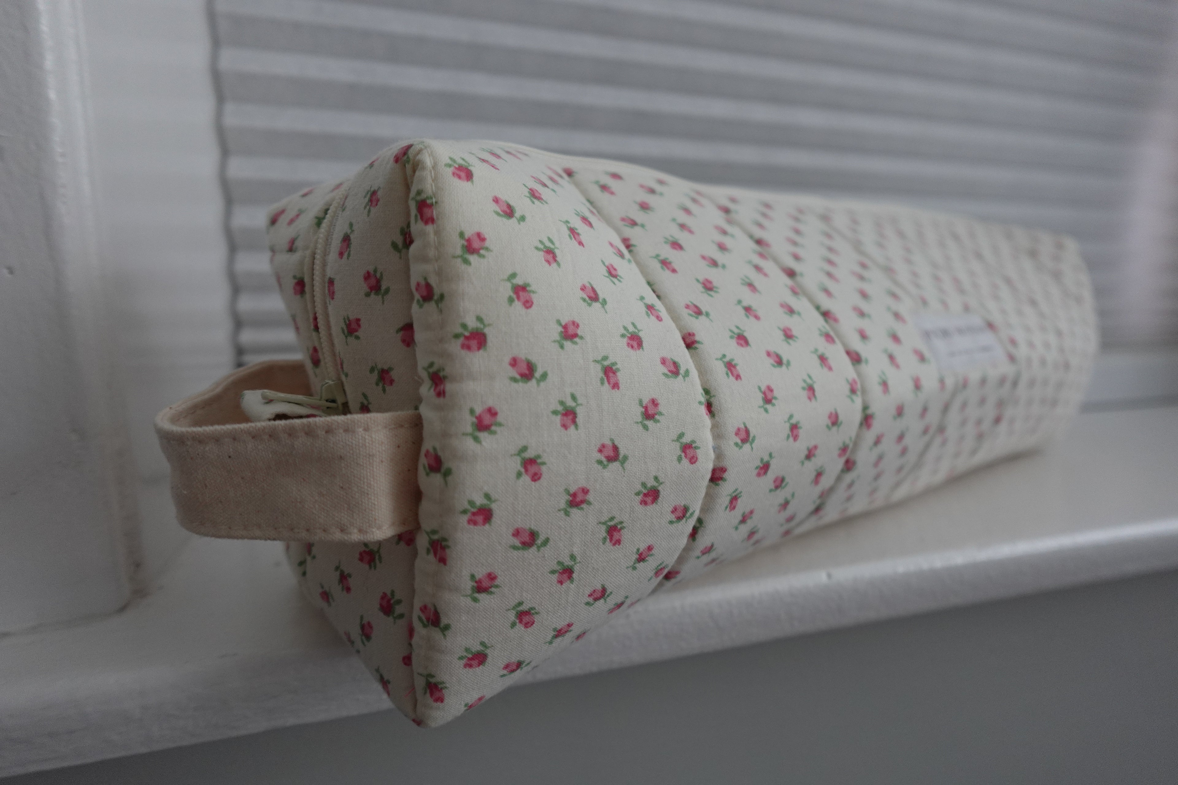 Quilted hot tool travel bag