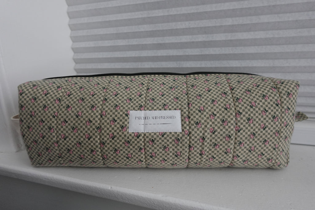 Quilted hot tool travel bag