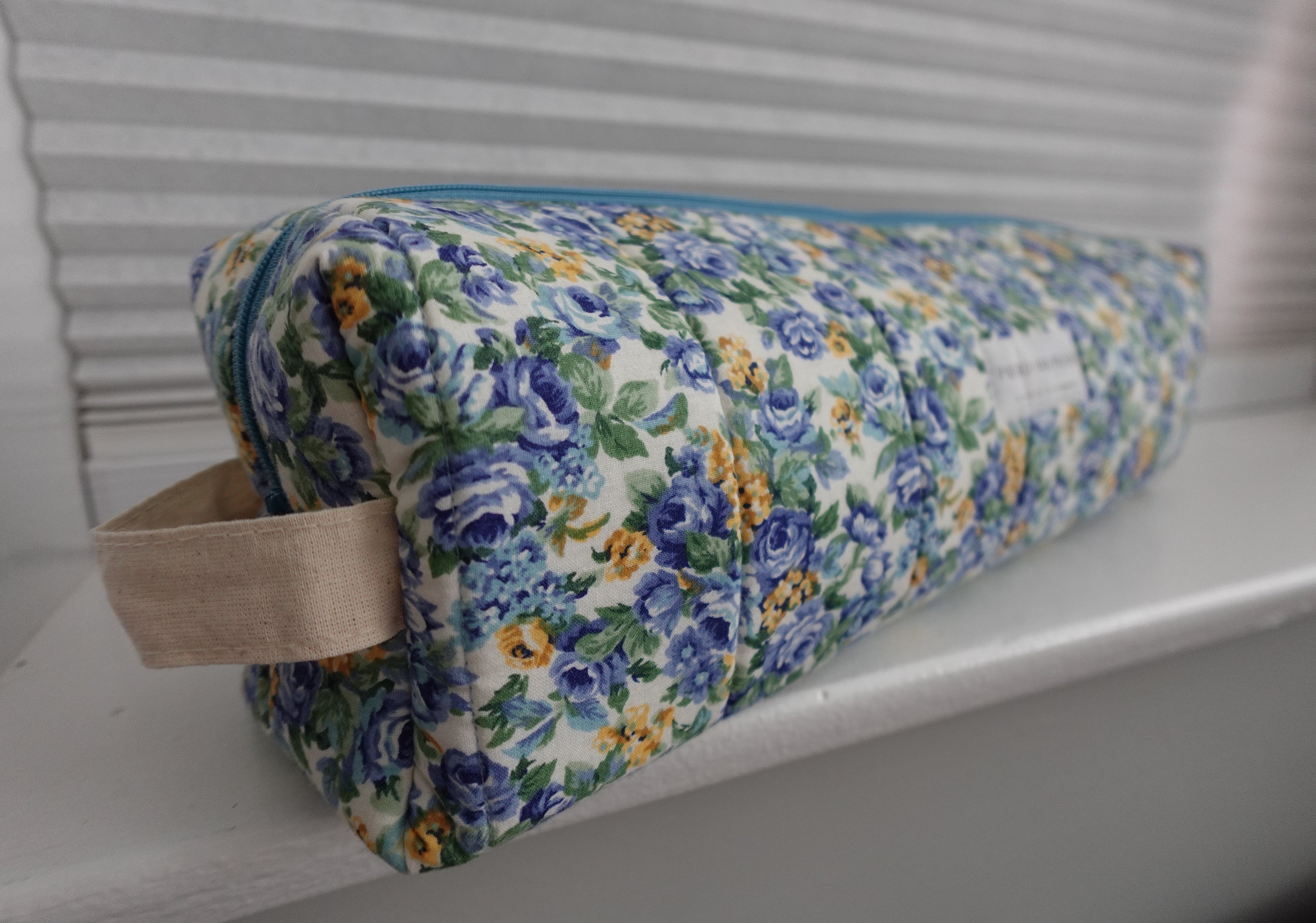 Quilted hot tool travel bag