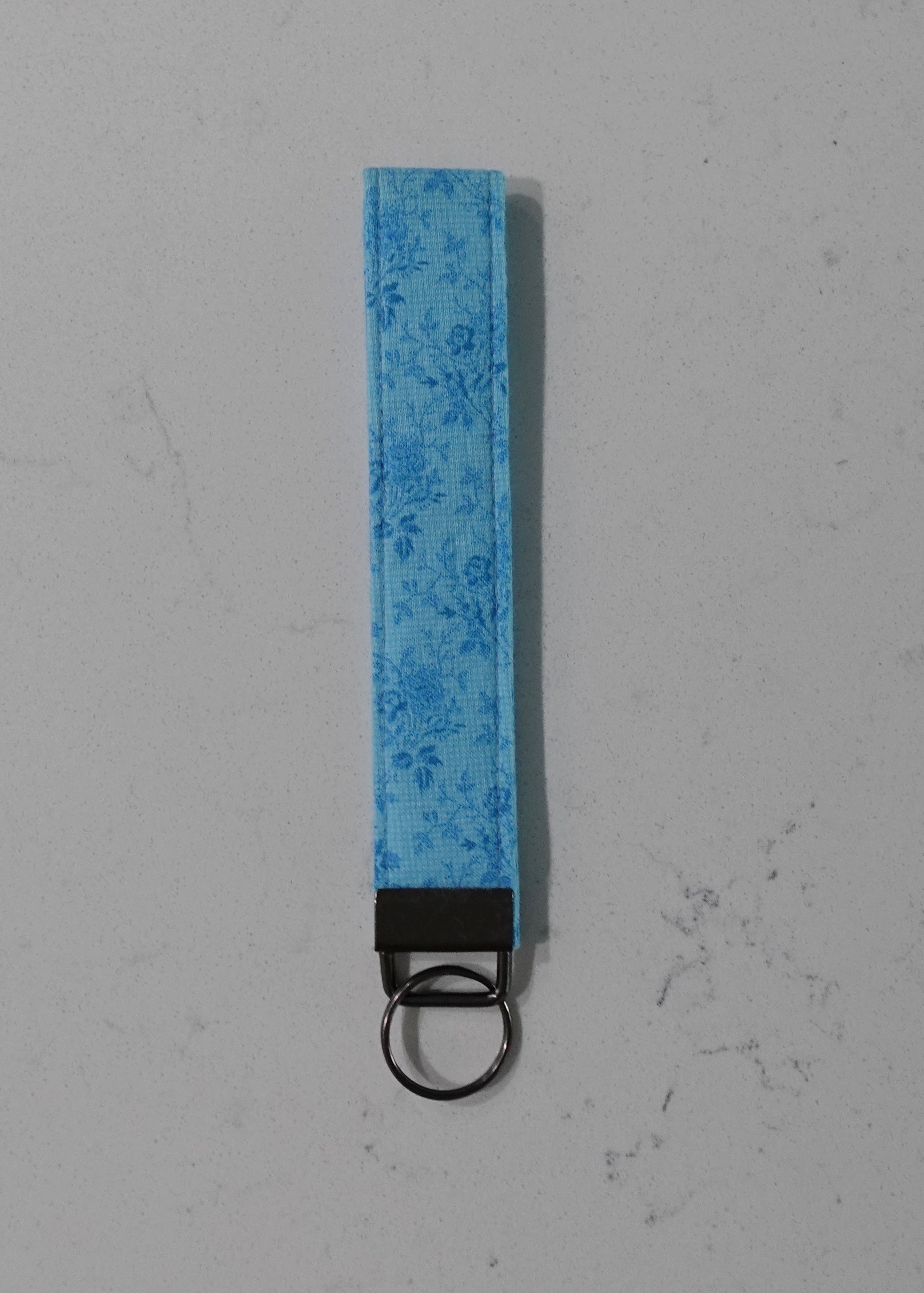 Fabric wristlet keychain