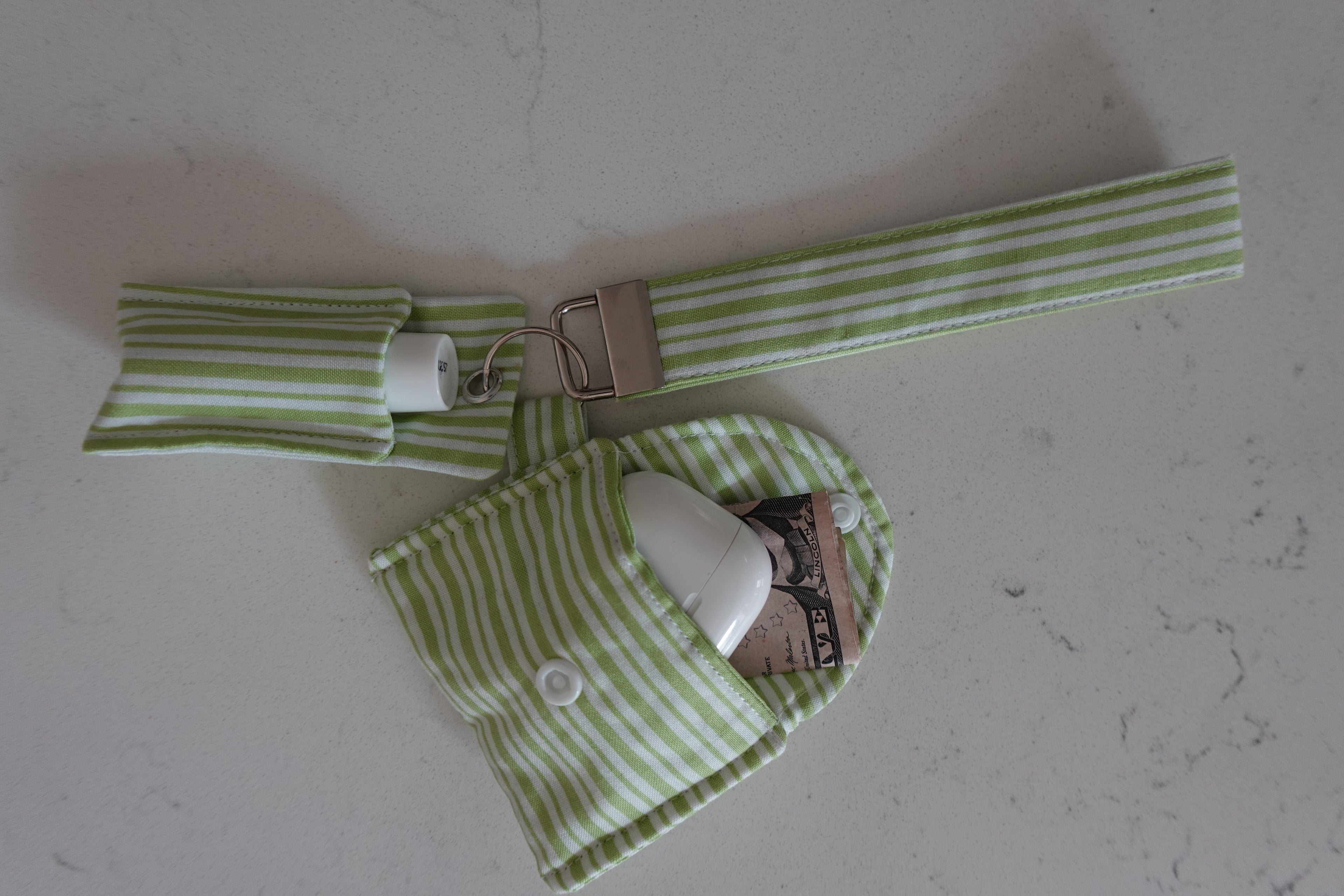 Fabric wristlet keychain