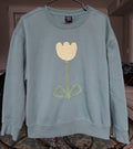 Applique flower crew neck