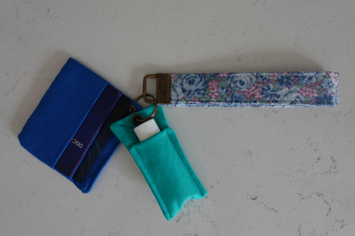 Fabric wristlet keychain