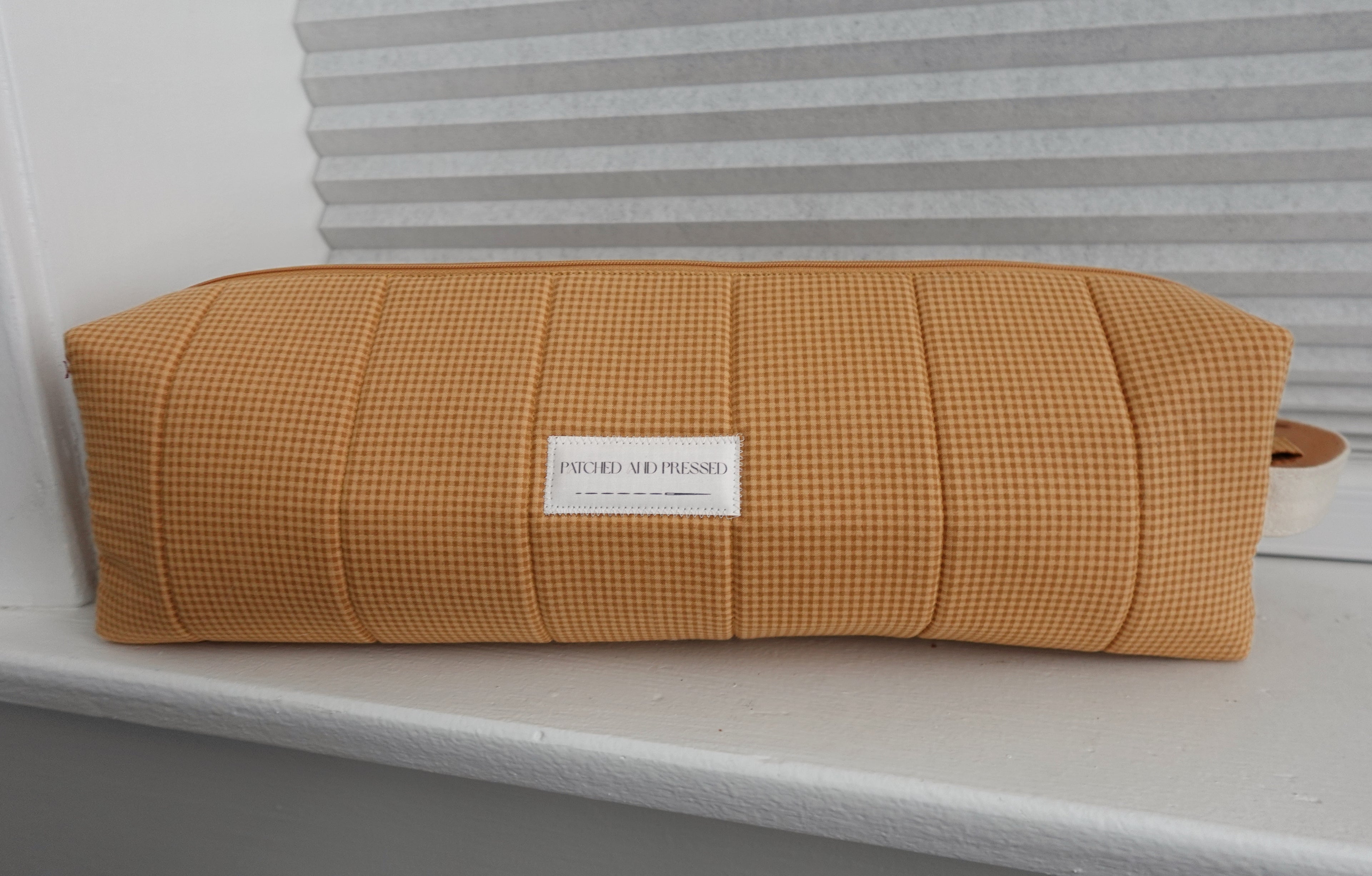 Quilted hot tool travel bag