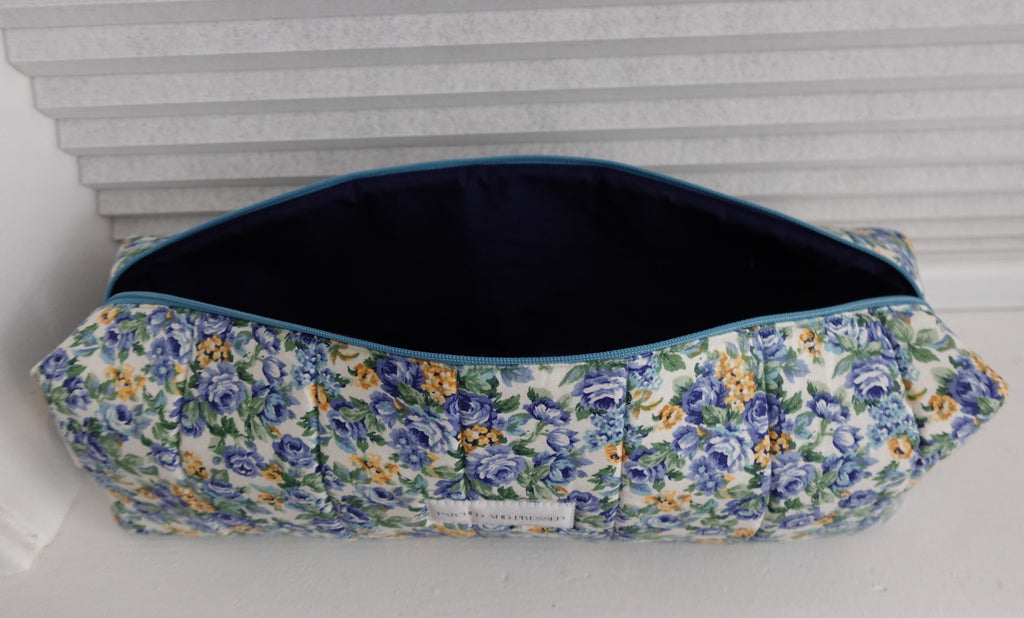 Quilted hot tool travel bag