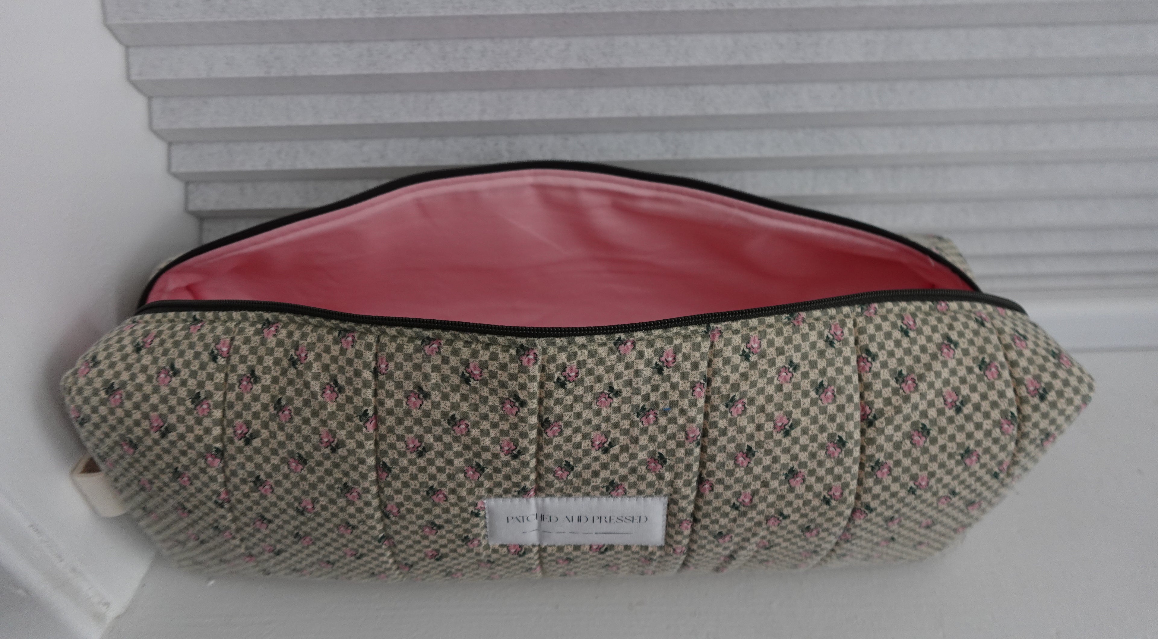 Quilted hot tool travel bag