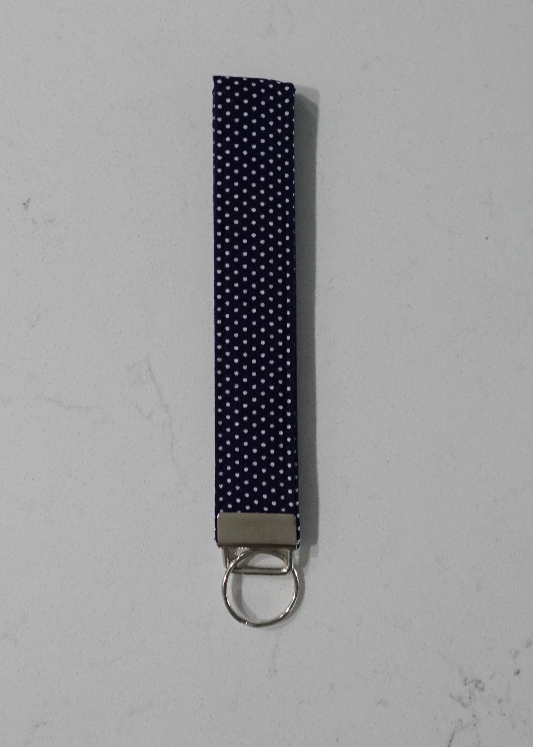 Fabric wristlet keychain