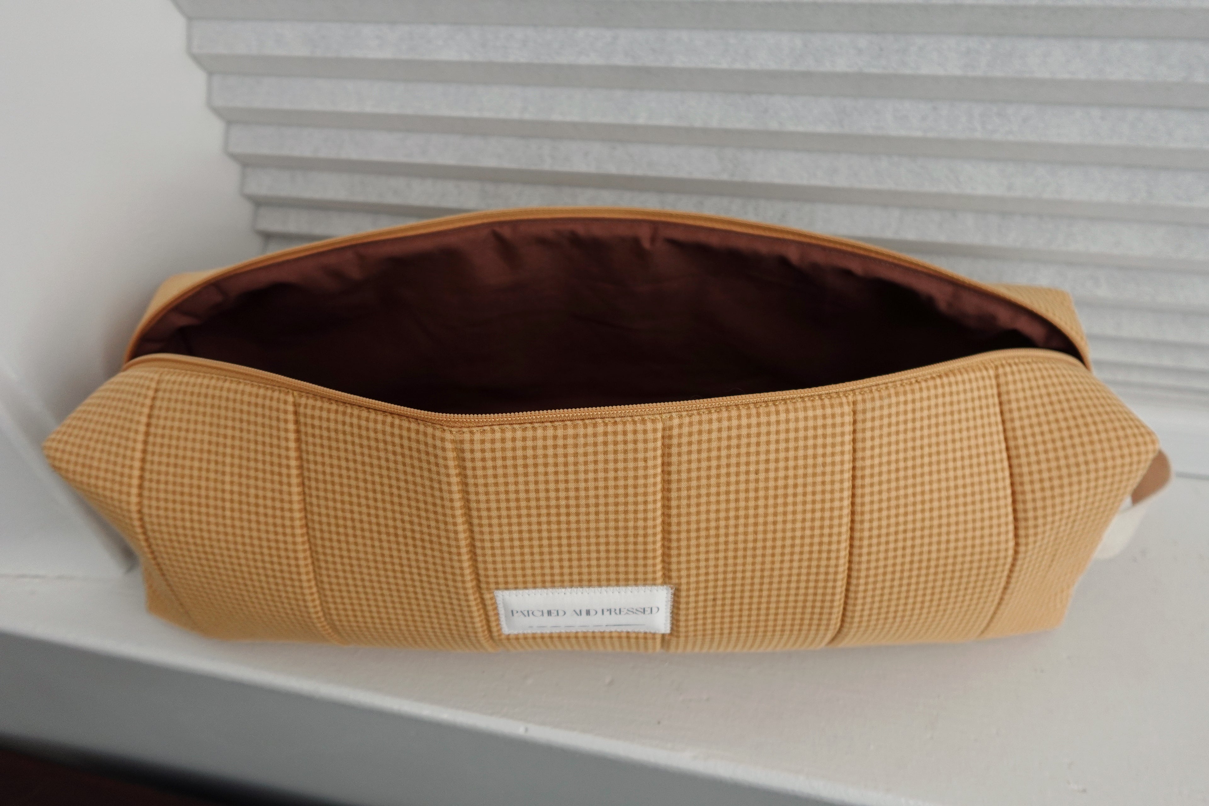 Quilted hot tool travel bag