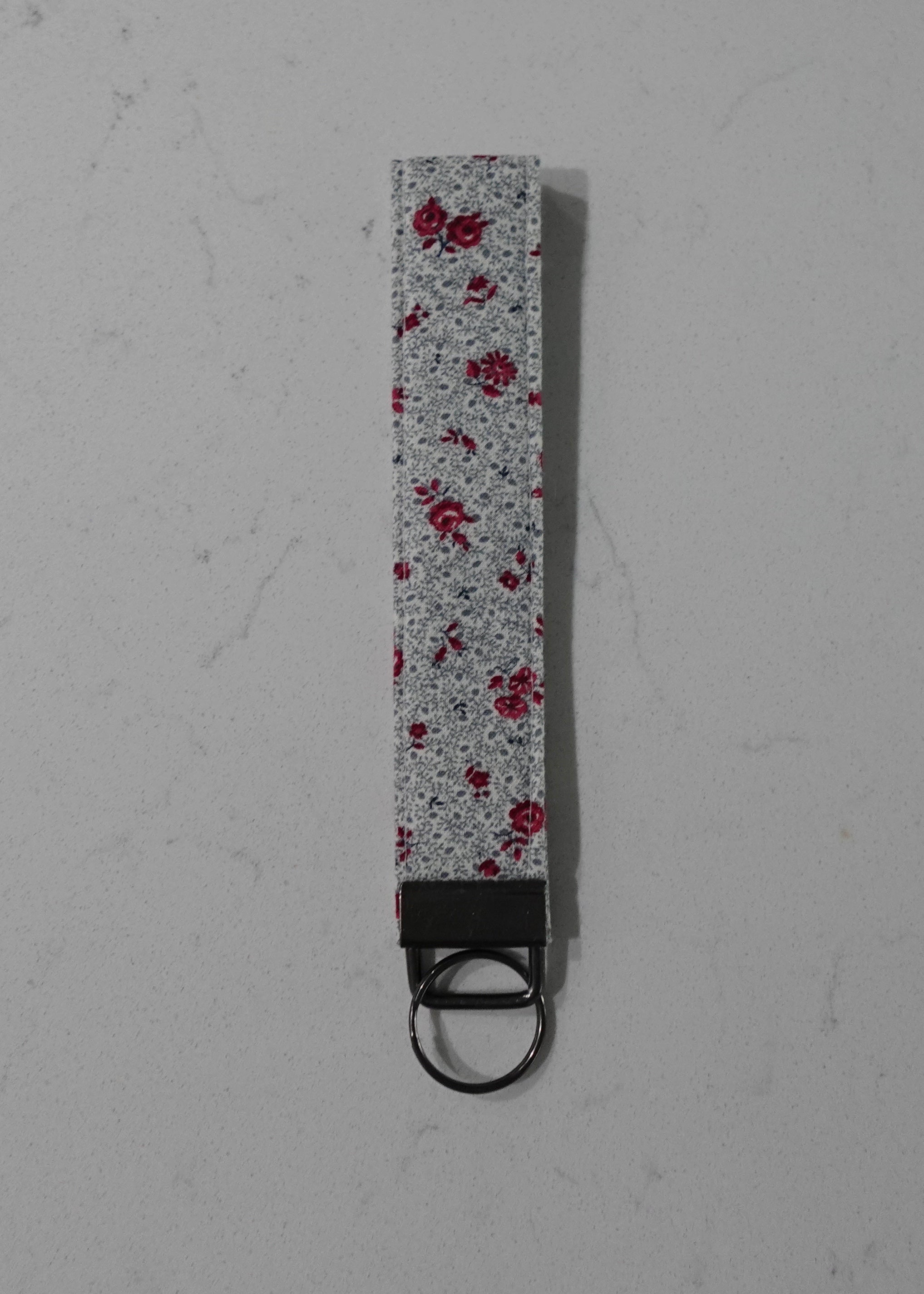 Fabric wristlet keychain