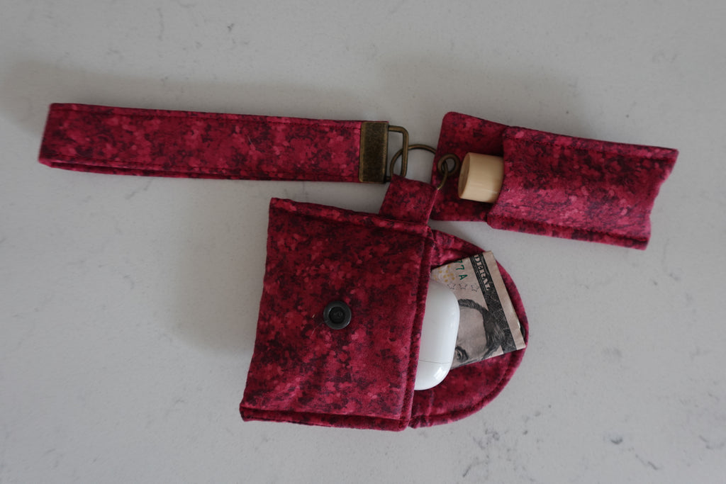 Fabric wristlet keychain