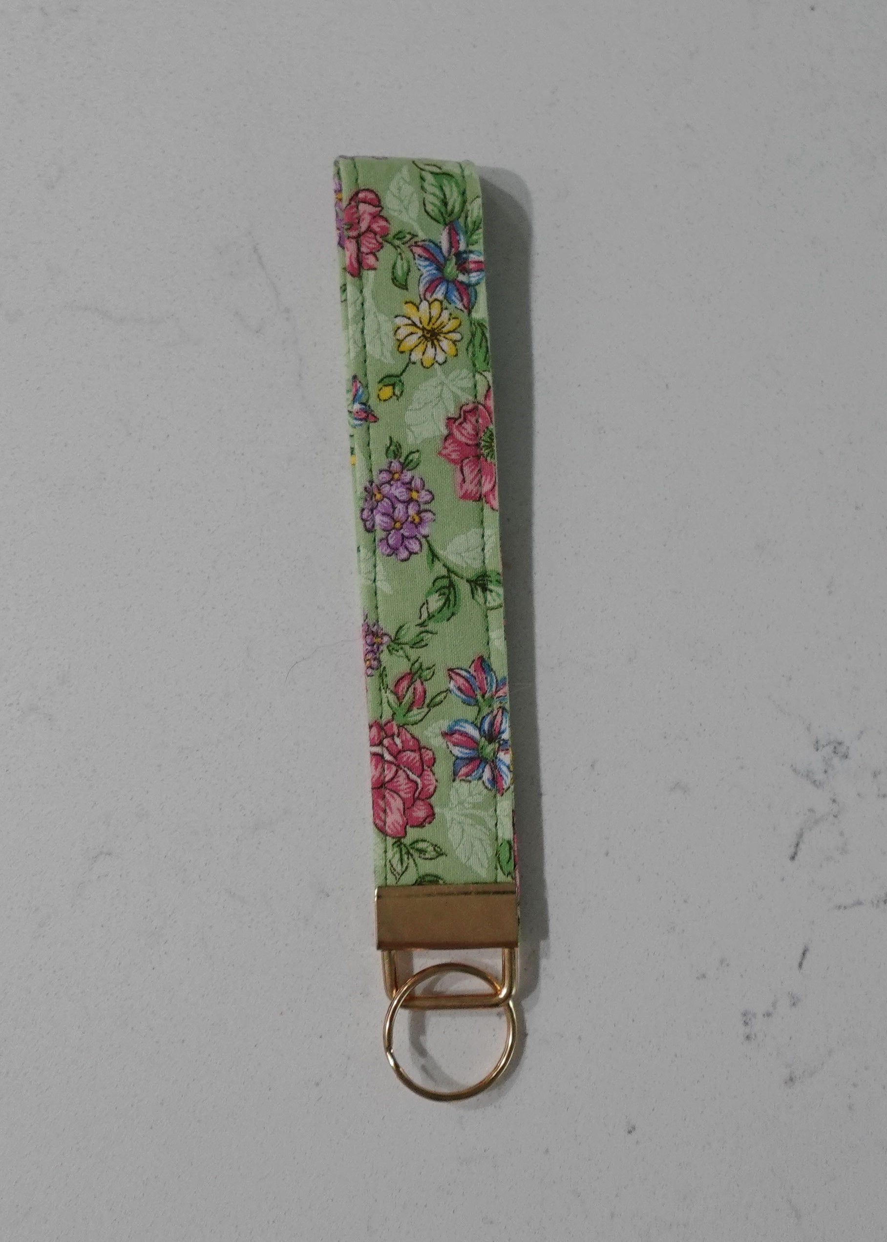 Fabric wristlet keychain