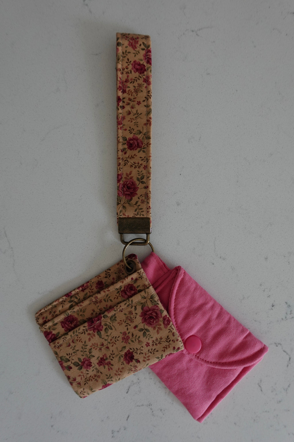 Fabric wristlet keychain